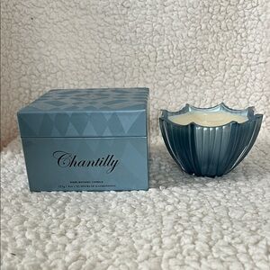 D.L. & Co Chantilly Scented Blue Candle with Holder - 8 oz, single wick